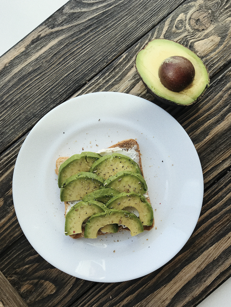 Amazing Avocadoes: Health Benefits and Best Ways to Eat Them